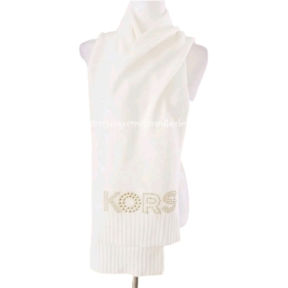 MICHAEL KORS CREAM GOLD STUDDED WINTER SCARF - Picture 1 of 4